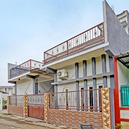 Oyo Life 91866 Paradise Ok Kost Syariah Mojokerto ภายนอก รูปภาพ
