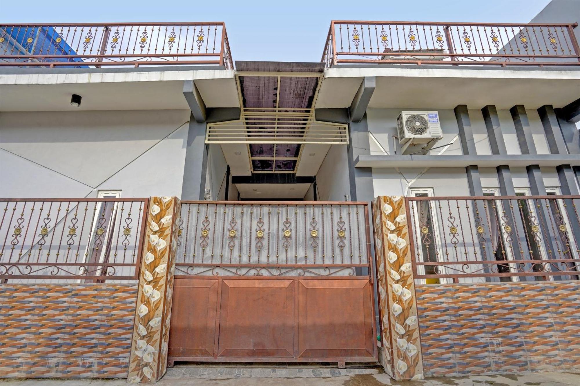 Oyo Life 91866 Paradise Ok Kost Syariah Mojokerto ภายนอก รูปภาพ